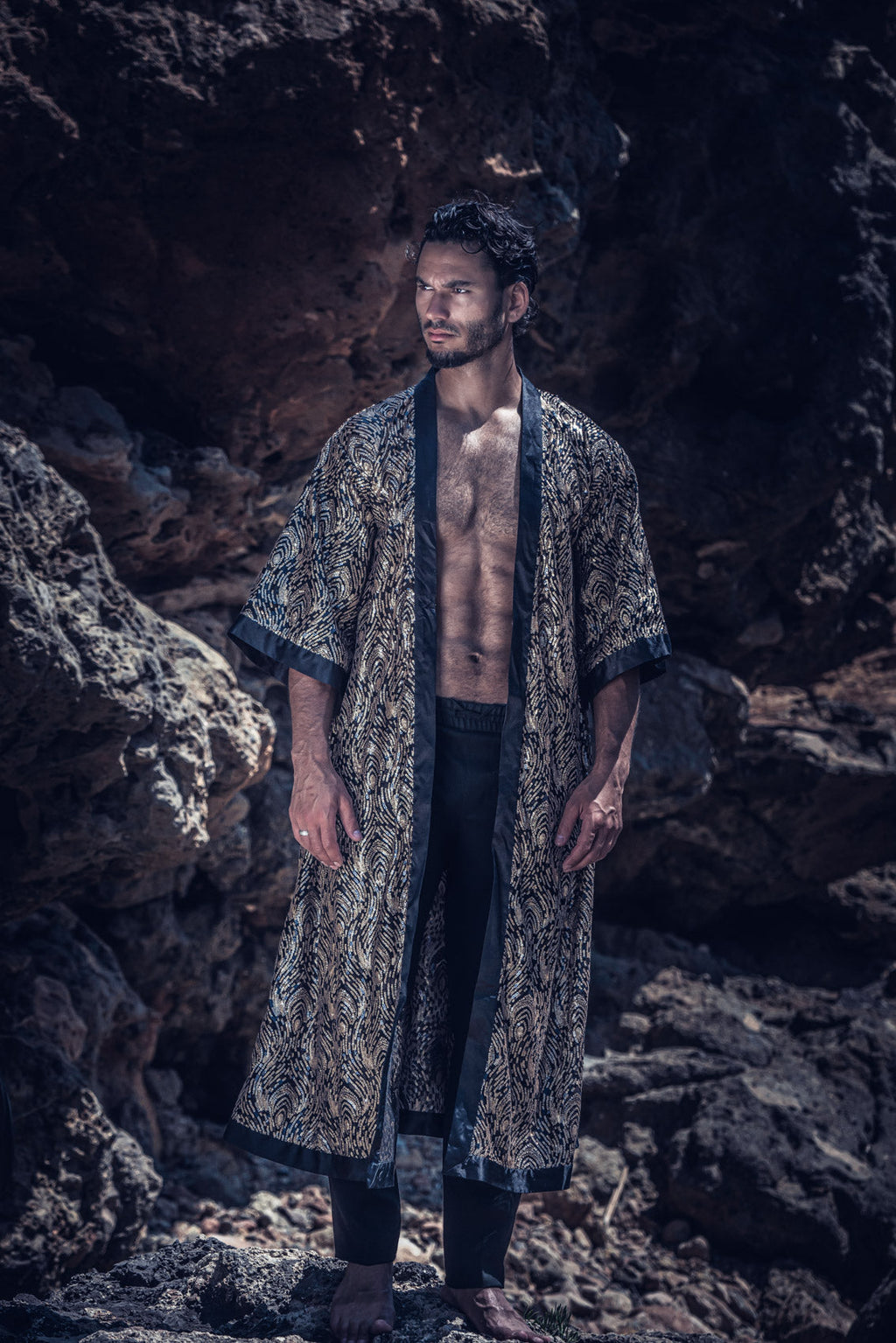 Radiance Sequin Kimono (Black/Gold)