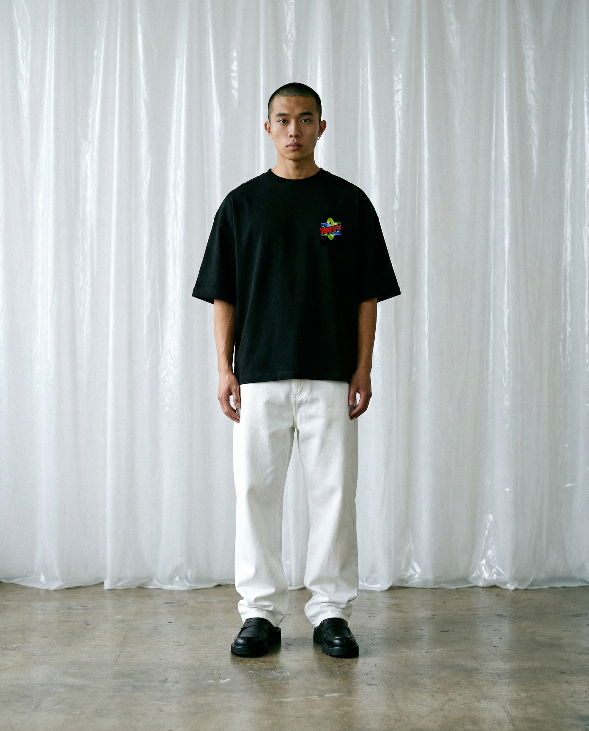 CLEAN CUTS T-SHIRT - BLACK
