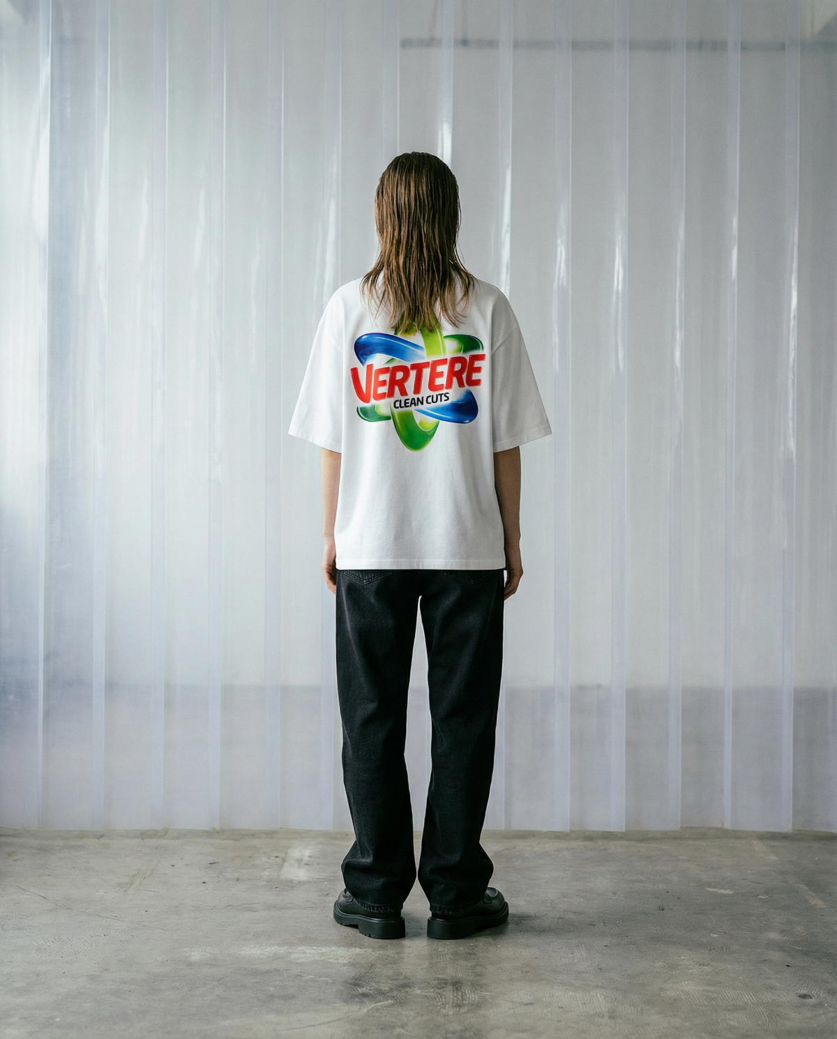 CLEAN CUTS T-SHIRT - WHITE