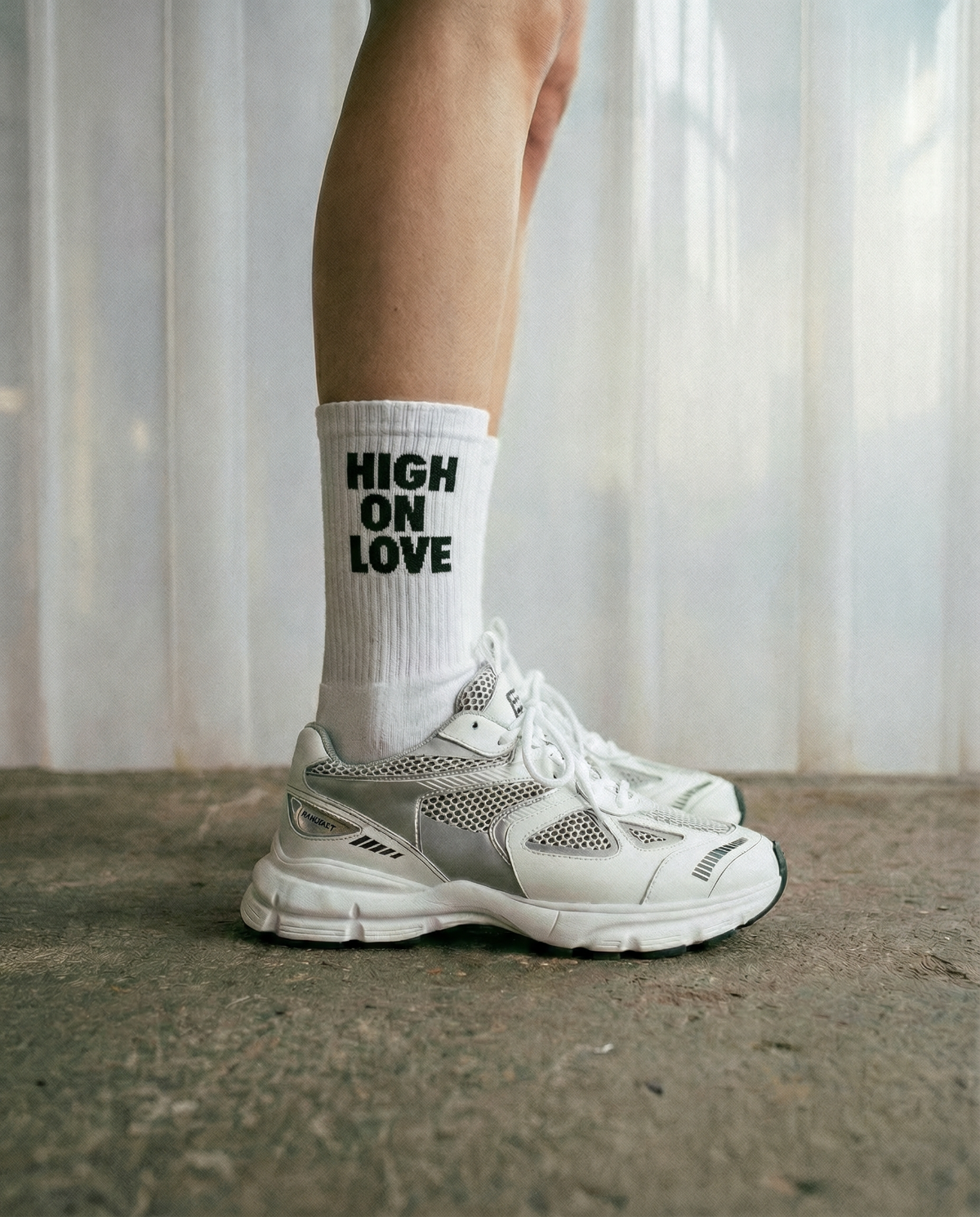 HIGH ON LOVE TENNIS SOCKS - WHITE