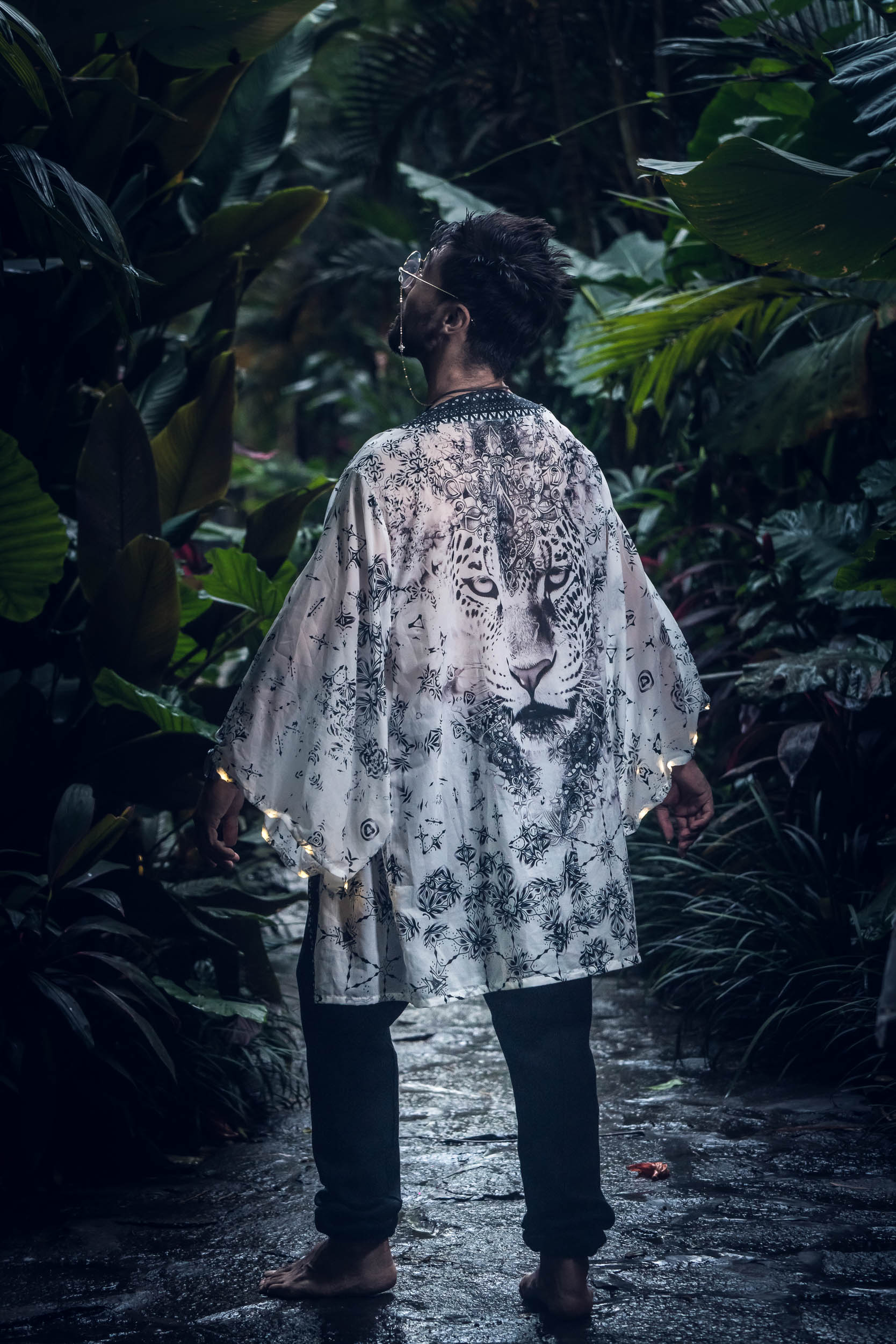 Jaguar Eclipse LED Kimono