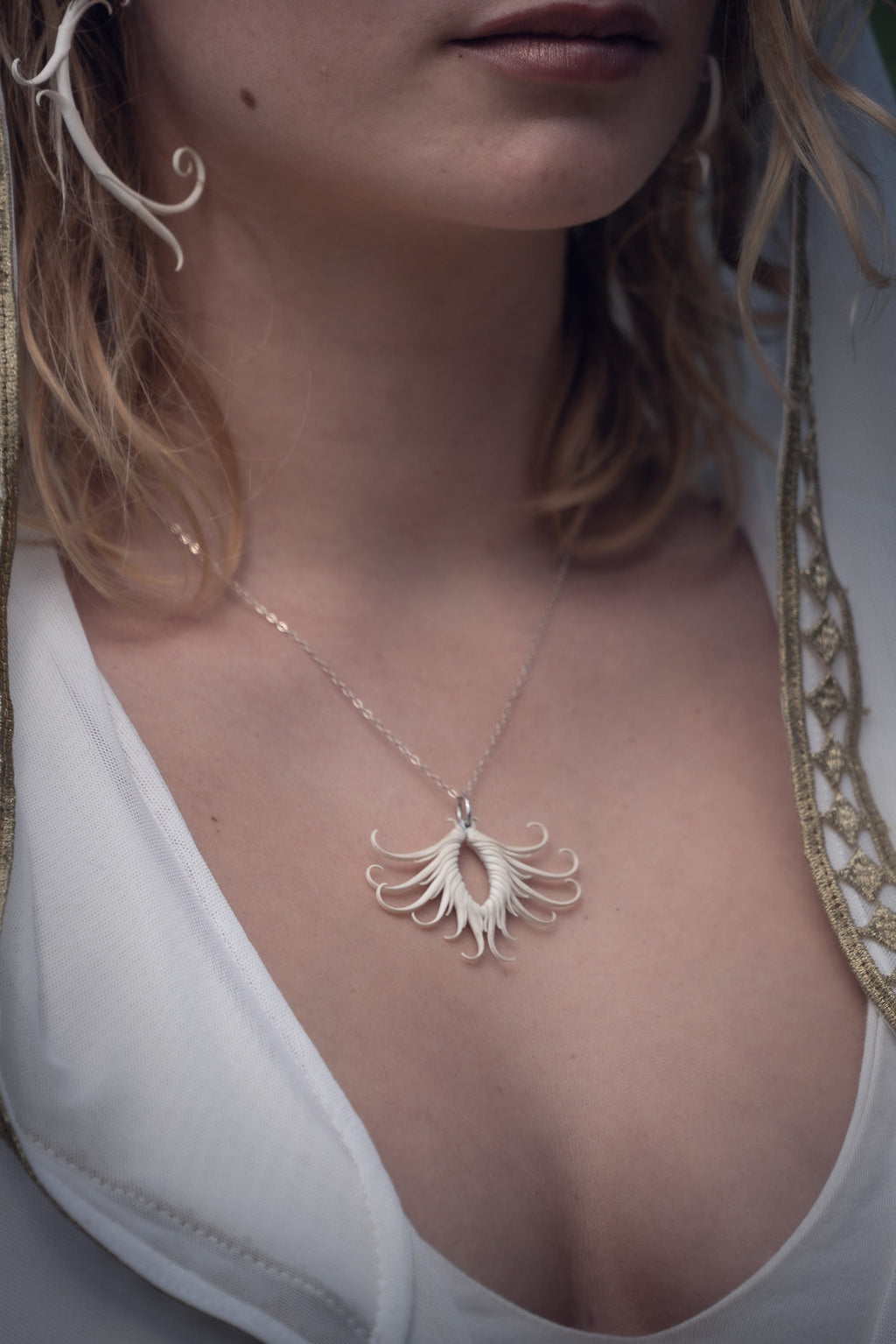 Antler Earrings (White) - Zoa Chimerum
