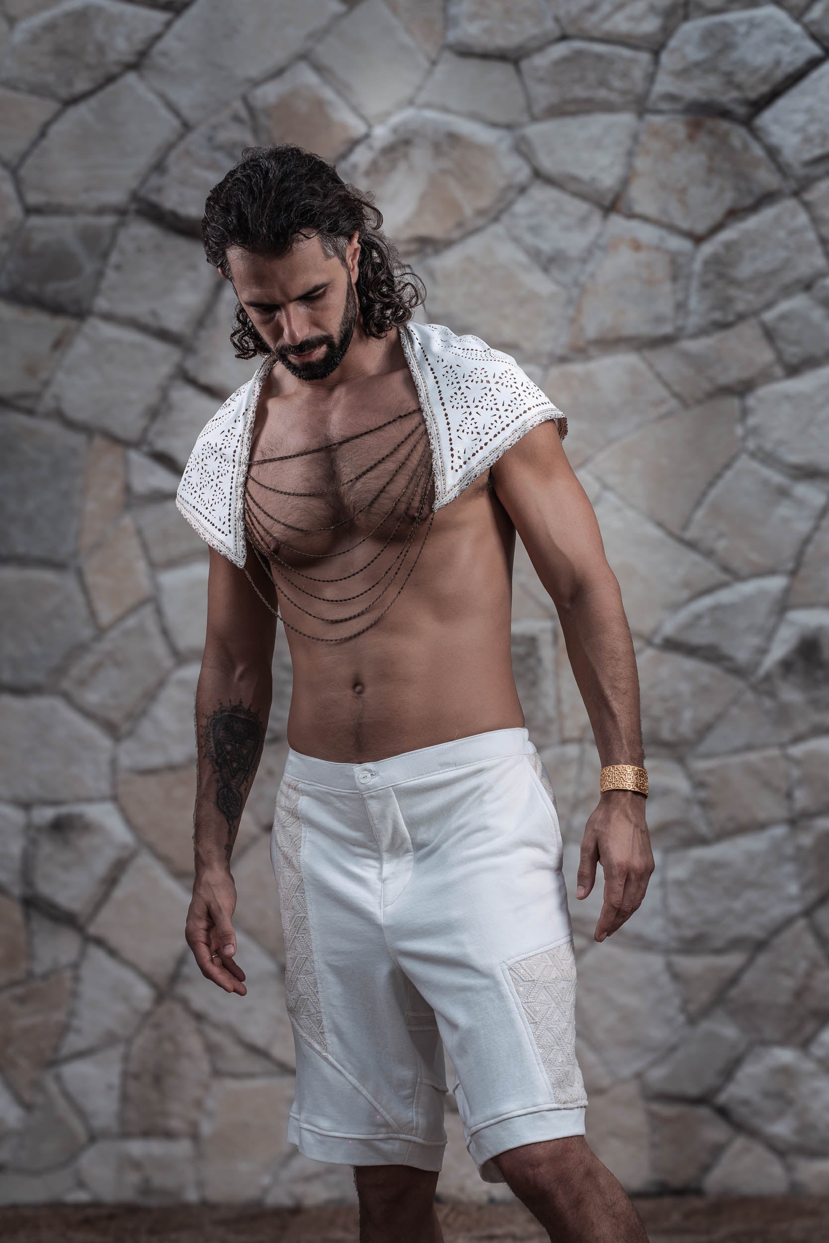 Tetra Shorts  (Cream)